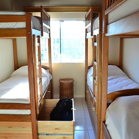 Sea Wolf Surf Hostel Florianopolis Room photo