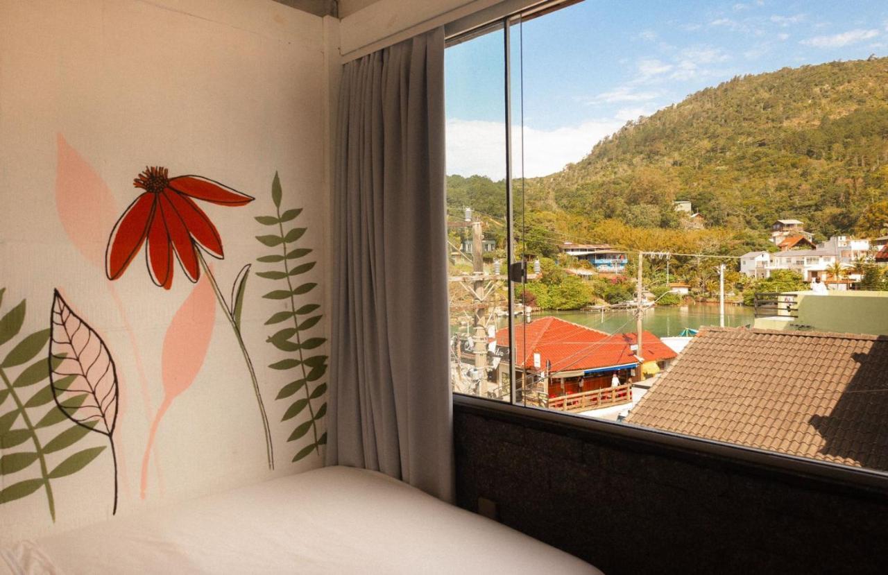 Sea Wolf Surf Hostel Florianopolis Exterior photo